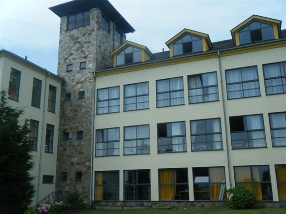 Residencia Geriátrica Villamil, Serantes